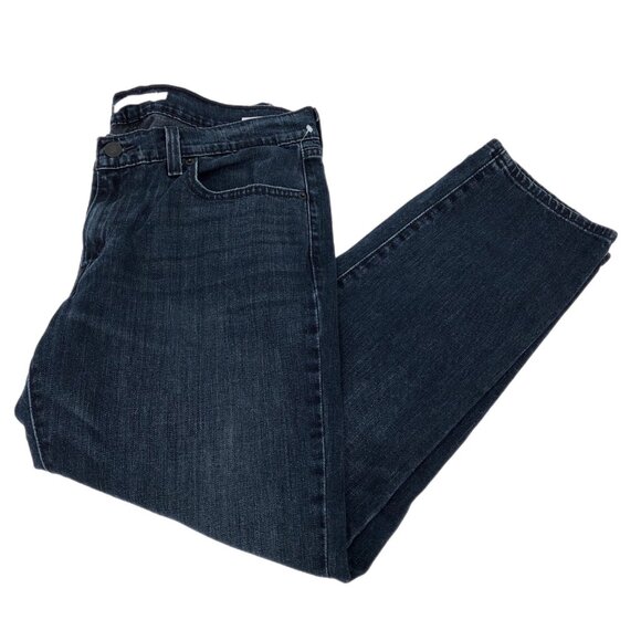 Levi's Blue Boyfriend Jeans | Mid-Rise, Cotton, Made In Sri Lanka - Picture 1 of 6